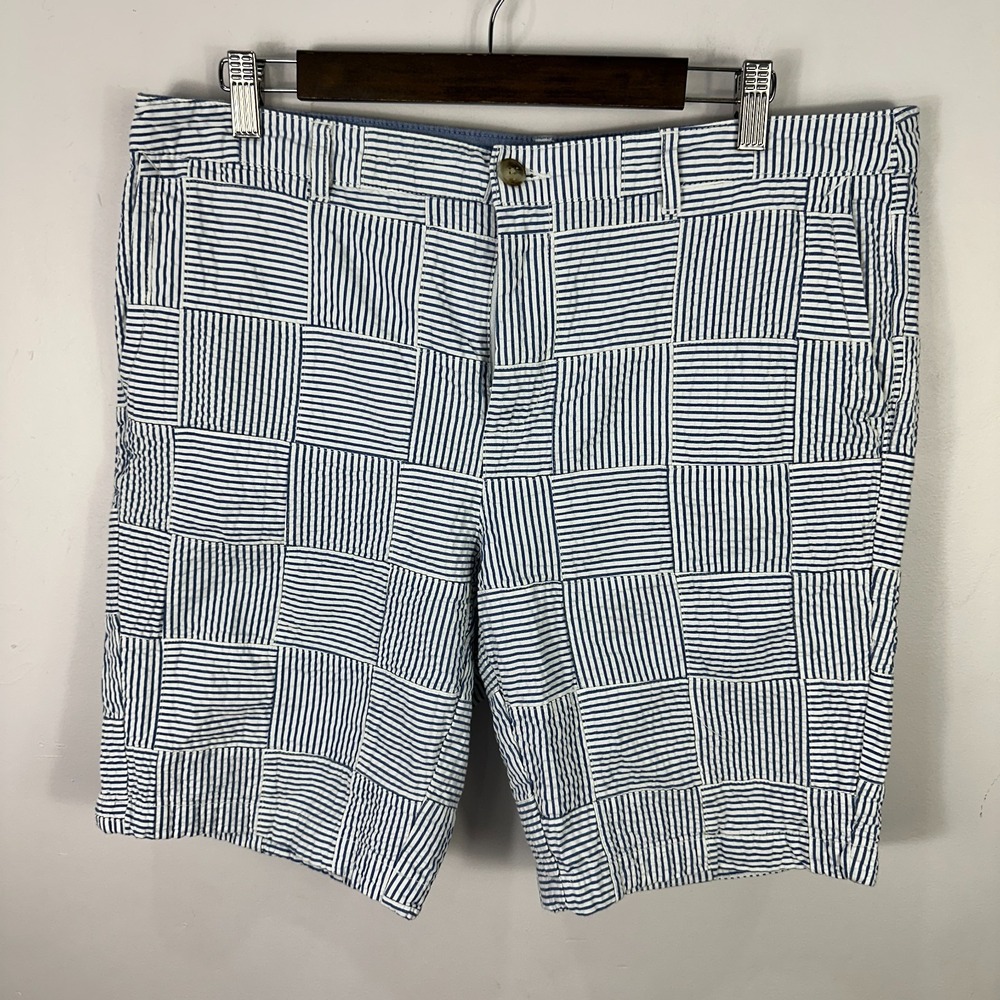 LL Bean‎ Bermuda Shorts Womens 14 Blue Patchwork Seersucker Favorite Fit Preppy